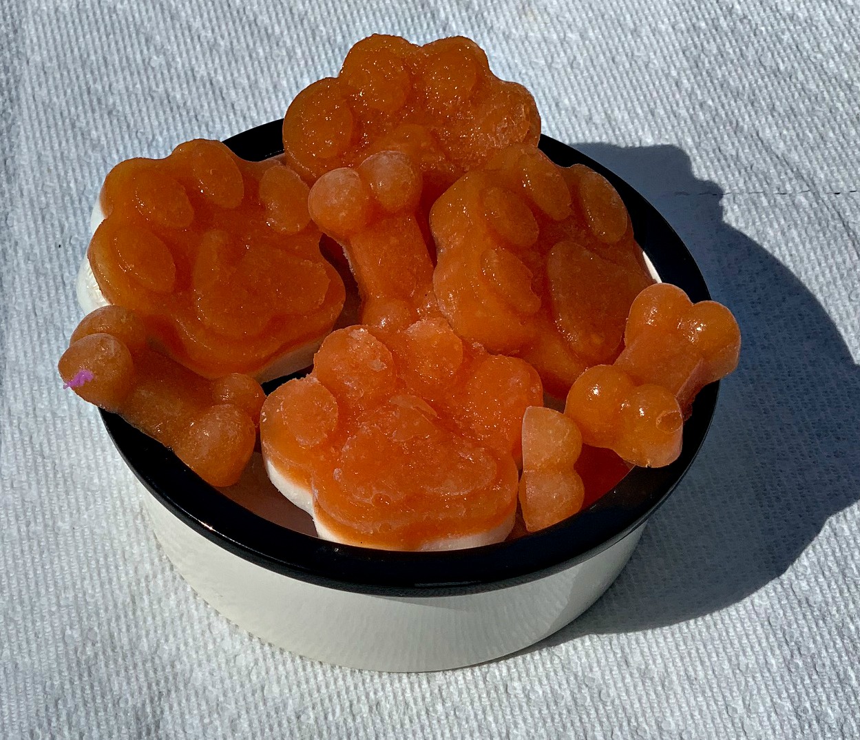 DIY Frozen Papaya Dog Treats My Brown Newfies