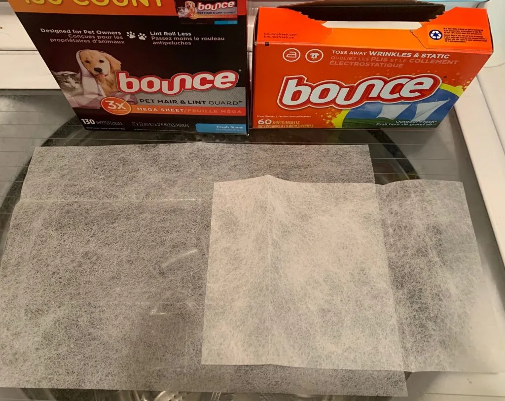 comparison size of bounce regular dryer sheets and pet hair dryer sheets